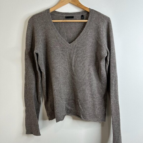 ATM Sweater Womens M Gray 100% Cashmere V-Neck Pullover Knit Quiet Luxury - Picture 1 of 8